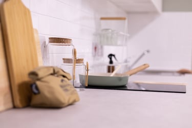 Deluxe Studio - Image 2